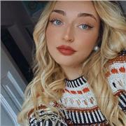 Soy estudiante de psicología y estudié en el colegio alemán, además domino el inglés a la perfección